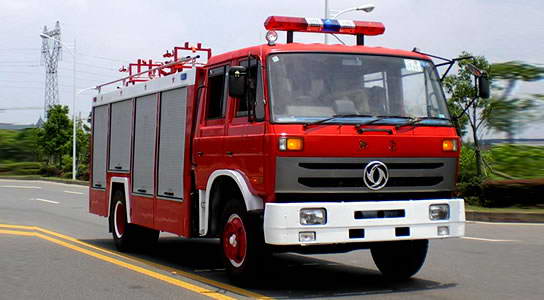 東風(fēng)145水罐消防車(chē)